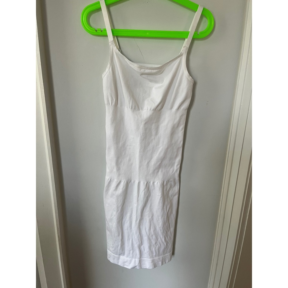 Assets Red Hot Label by Spanx White Shapewear Slip SS6115 Womens Small